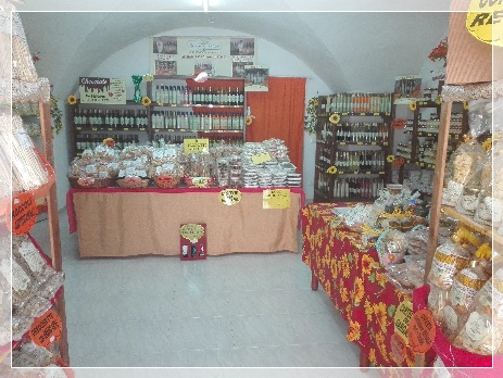 negozio di prodotti tipici a Peschici centro storico